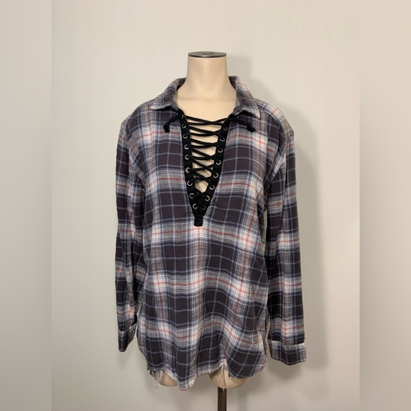 American Eagle • Distressed Flannel - Picture 4 of 6